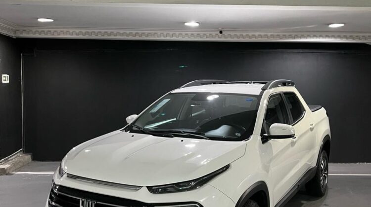 Fiat Toro 2.0 16V Turbo Diesel Freedom 4WD AT9 2022